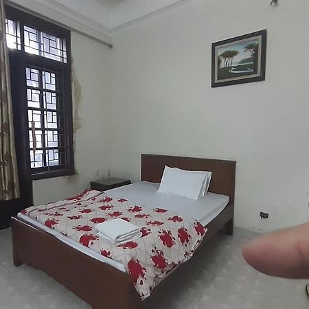 Oyo 681 Hoang Lan Guesthouse Hanoi Exterior foto